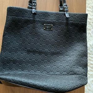 Black Michael kors bag